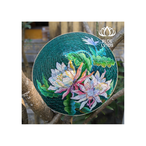 Sombrero cónico hecho a mano de algas marinas para atuendo tradicional vietnamita, perfecto para protección solar y estilo veraniego Blue Lotus 2024 - Product Image 1