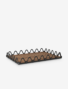 Un sens du flux et du mouvement mélange l'influence côtière avec l'affichage tendance de la pièce maîtresse sur votre plateau en rotin de salle à manger - Product Image 4