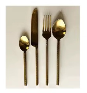 Juego de Cubiertos de Diseño de Alta Calidad, 4 Piezas, con Mango de Acero Inoxidable Dorado, Juego de Cubiertos y Utensilios de Mesa - Product Image 1