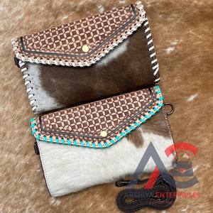 Fabriqué à la main femmes Floral cuir de vachette sac à bandoulière luxe Western fermeture éclair Long porte-carte téléphone portable pochette voyage - Product Image 1