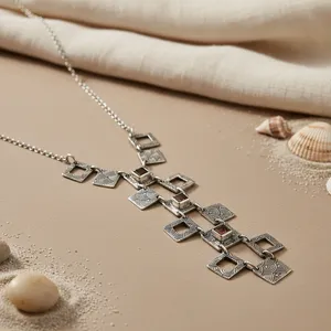 Collar de Moda con Cadena de Eslabones de Plata de Ley 925 y Piedras Naturales Geométricas para Mujer, Apto para Pieles Sensibles, Especial para Uso Diario - Product Image 2