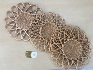 Rustique Artisan Vietnam Rotin Assiette Léger À La Main Naturel Tissé Service Panier Plateau pour Cuisine Salle À Manger et Restauration - Product Image 3