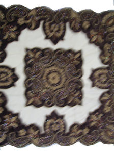 Mantel de lujo hecho a mano con bordado de terciopelo neto para cenas, bodas y ocasiones especiales - Product Image 5