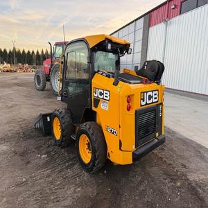 Cargador Compacto JCB con Ruedas Delanteras, Garantía de Carga Nominal en Toneladas, Componentes Principales Incluyen Motor, Bomba, Caja de Cambios y Engranajes - Product Image 5