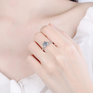 1ct Moissanite Diamond Bagues de fiançailles en argent sterling 925 pour femmes Bijoux de mode Anniversaires GRA - Product Image 2