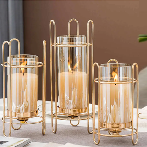 Lot de deux bougeoirs ouragans faits à la main pour usage décoratif maison hôtels restaurant métal verre ouragans - Product Image 6