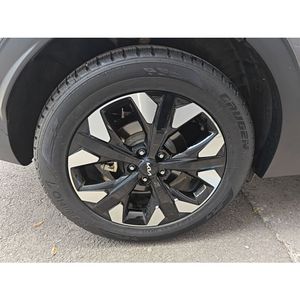 ทำความสะอาดสำหรับ Kia Sportage 2023 รถ SUV มือสอง เครื่องยนต์ดีเซล 1.5 ลิตร เทอร์โบ ขับเคลื่อน 2 ล้อ เกียร์อัตโนมัติ 5 ที่นั่ง พวงมาลัยซ้าย หลังคาซันรูฟ กล้องมองหลัง 360 องศา เบาะไฟฟ้า มาตรฐานยูโร 6 - Product Image 6