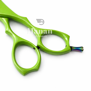 กรรไกรตัดผมสีเขียวคุณภาพสูงสำหรับช่างทำผมมืออาชีพและช่างตัดผม - Product Image 4