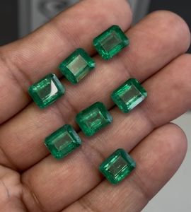 Gemas de corte de esmeralda de Zambia naturales a granel hechas a mano, cristales octogonales verdes para collares, corte de Esmeralda suelto limpio para la fabricación de joyas - Product Image 1