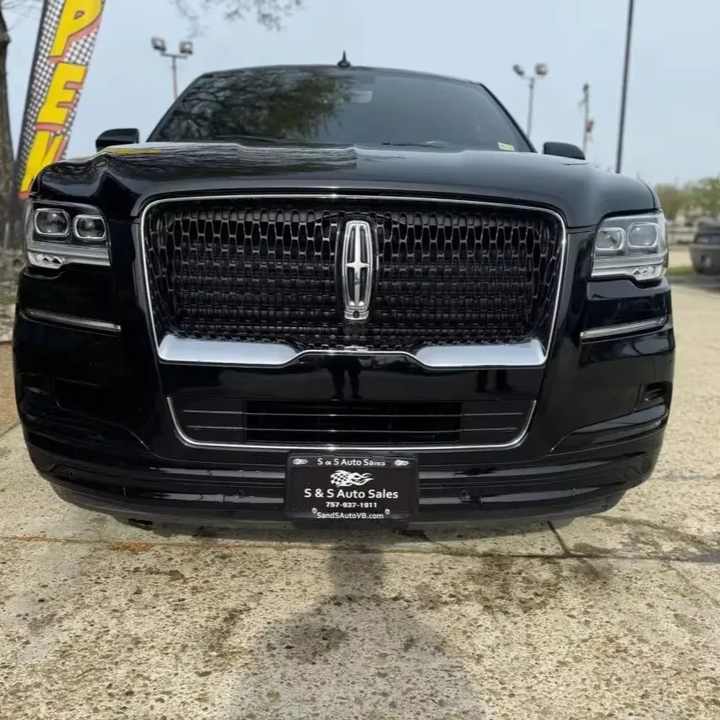 AFFORDABLE PRICE FOR USED 2024 CAR LINCOLN-NAVIGATOR RESERVE 2024 MODEL WITH 4WD, BLACK ONYX/ROAST LEATHER., READY for SHIPPING