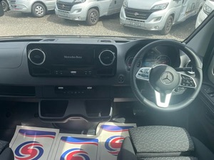 USED HYMER T CLASS S 585 AUTOMATIC Aluminum & Steel Motorhome Camper Air <b>Water</b> Features Available for Sale Worldwide <b>Delivery</b> - Product Image 4