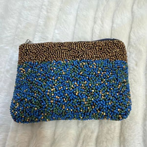 กระเป๋าใส่เหรียญประดับลูกปัดแบบคลาสสิกกระเป๋าแต่งหน้าประดับด้วยลูกปัดมุกและเพชรของขวัญสำหรับงานแต่งงานหรือปาร์ตี้สำหรับผู้หญิง - Product Image 1