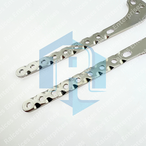 Kit Completo de Cirugía Ortopédica Veterinaria de Acero Inoxidable con Placa de Osteotomía Supracondilar y Tornillos SCOP de 2.7mm, Manual Incluido - Product Image 3