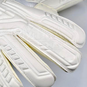 มาใหม่ล่าสุดคุณภาพสูงถุงมือฟุตบอลผู้รักษาประตูการออกแบบล่าสุดถุงมือฟุตบอลผู้รักษาประตู - Product Image 6