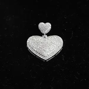 Pendentif en diamant Moissanite VVS glacé en argent sterling 925 coupe ronde en forme de coeur mignon style Hip Hop plaqué or - Product Image 3