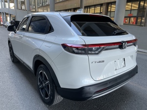 Honda Vezel 2023 1.5L CVT SUV Très Propre, Conduite à Gauche, Émissions Euro VI, Faible Kilométrage, Voitures d'Occasion à Vendre - Product Image 2