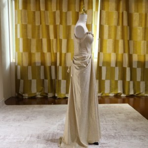 <span class=keywords><strong>Robe</strong></span> <span class=keywords><strong>de</strong></span> soirée élégante dorée scintillante, style fourreau drapé à taille basque, pour mère <span class=keywords><strong>de</strong></span> <span class=keywords><strong>la</strong></span> mariée, vente en gros - Product Image 2