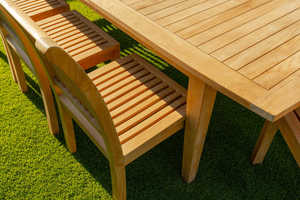 Chaise de salle à manger d'extérieur en teck avec finition naturelle, fabricant de meubles d'extérieur sur mesure OEM ODM pour hôtel, complexe hôtelier et patio - Product Image 5