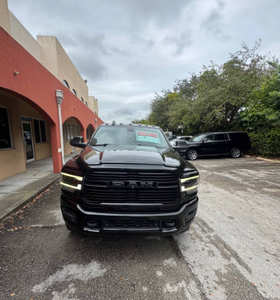 3C63RRJLXLG154559 2020 Camión de Servicio Pesado RWD 6.7L Turbo Diésel I6 350hp Bajo Kilometraje - Product Image 1