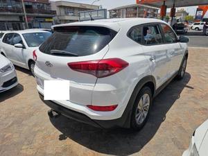 HYUNDAI TUCSON 2.0 2016 USADO, Volante a la Izquierda/Derecha - Product Image 2
