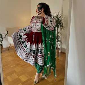 Robe afghane brodée à la main de qualité supérieure pour femmes, vintage, avec des applications de paillettes, respirante, indienne, pakistanaise, longueur genou, coupe trapèze - Product Image 4