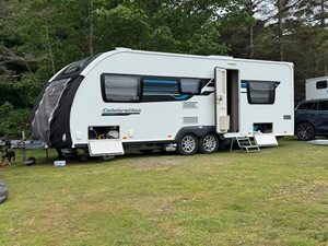 Autocaravana de Lujo con Remolque, Aleación de Aluminio, para 4-6 Personas, en Stock, Entrega Rápida - Product Image 5