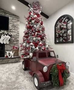 Lumières, Ornements, Action : Les Meilleurs Festivals de Décorations de Noël à Visiter - Product Image 2