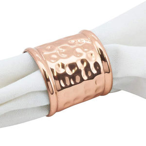 Venta al por mayor servilleteros alambre decoración servilleta hebilla para correas oro rosa oro redondo Metal plata accesorios luz boda Eco - Product Image 5