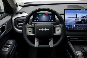 Casi Nuevo, a un Precio Increíble: SUV Eléctrico Silver Beyond Dream Formula Leopard Titanium 3 ID Ultra 2025 - Product Image 2