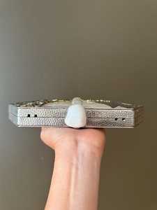 Pochette Métallique Luxueuse Chatoyante pour Femmes Parfaite pour les Soirées Design Unique Sac de Soirée avec Chaîne - Product Image 3