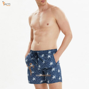 Pantalones cortos informales para hombre en blanco de secado rápido con logotipo personalizado de nuevo diseño - Product Image 2