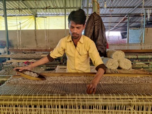 Handmade Wool Runner Area <b>Carpets</b> Jacquard Braided Indoor/Outdoor Washable Reversible Stain Resistant Wall-to-Wall <b>Tiles</b> Home - Product Image 6