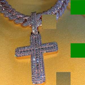 925 Argent Personnalisé Lettre Croix Pendentif Rond Moissanite Diamant Hip Hop Bijoux Glacé Charme Collier Cadeau D'anniversaire - Product Image 3