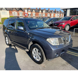 SUV 4WD Niss-an Pathfinder d'occasion élégant, efficace et conçu pour la performance et le confort - Product Image 5