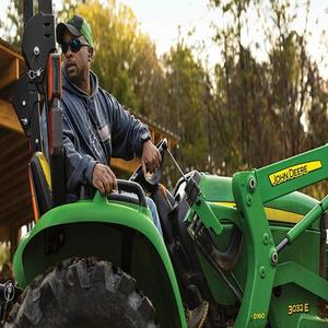Compre el tractor de calidad superior John Deere 3032E en stock con entrega rápida y precio al por mayor perfecto para la Agricultura - Product Image 3