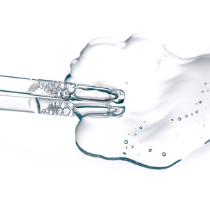 Suero antienvejecimiento de 30ml de alta calidad OEM para cara en forma de líquido con Tripeptide-29 para hidratar y aumentar la elasticidad de la piel - Product Image 3