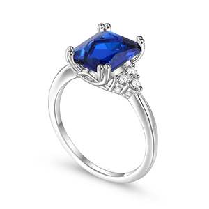 Jeulia Classic <b>Emerald</b> Cut Sterling <b>Silver</b> Engagement <b>Ring</b> with Claw Setting - Product Image 4