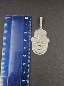 Colgante de Moissanita Redonda con Diseño de Mano de Hamsa y Ojo, Plata de Ley 925, Joyería Fina, Regalo Religioso Único para Fiestas y Eventos - Product Image 5