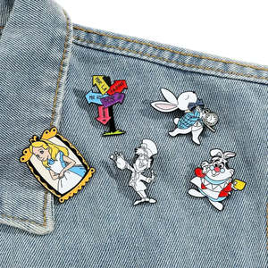 เข็มกลัดอลิซในแดนมหัศจรรย์ 5 ชิ้น - Product Image 2