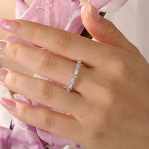 Bague éternelle empilable Jeulia en argent sterling plaqué or rose ou or rhodié - Product Image 5