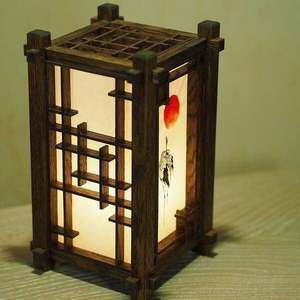 Lanterne à bougies en bois pour les célébrations festives Articles en bois pour l'approvisionnement mondial en provenance d'Inde - Product Image 1