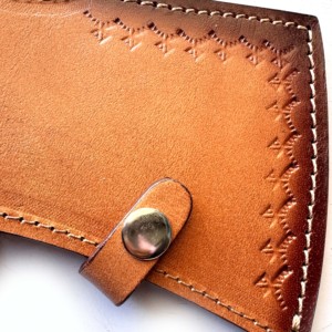 Gaine en cuir de qualité supérieure fabriquée en usine pour hache de visage de 16 cm - Product Image 2