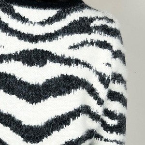 Nouveauté : Pull d'hiver pour femme à manches longues, 100 % laine, logo personnalisé sur le devant, entièrement personnalisable, style streetwear - Product Image 2