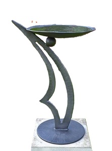 Vente en gros de fournitures de bain pour oiseaux de bonne qualité pour la décoration de ferme, support d'alimentation pour oiseaux au design moderne - Product Image 3