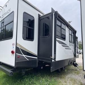 ราคาที่สมบูรณ์แบบสำหรับรถบ้านมือสองปี 2023 รุ่น Keystone Outback 328RL - Product Image 3