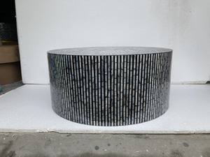 ม้านั่งเก็บของแบบออตโตมันแบบออตโตมันทำจากเปลือกมุกและดีไซน์ใหม่ม้านั่งสำหรับห้องนั่งเล่น - Product Image 2