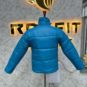 Chaqueta de Hombre de Lana y Seda Bordada de Diseño Único y Calidad Pura con Cierre de Botones Cubiertos, Chaquetas Universitarias, Chaquetas Letterman - Product Image 3