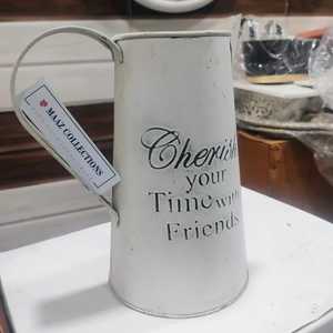 เหยือกน้ำในสวนเหล็กโบราณปรับแต่งได้ | เหยือกน้ำในสวนเหล็กโบราณดีไซน์ให้มีน้ำหนักเบาเป็นมิตรกับสิ่งแวดล้อม - Product Image 2