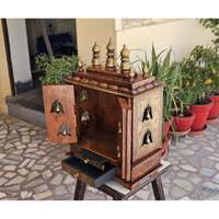Templo de madera Mandir con acabado de cobre dorado Soporte de altar sagrado para el hogar Estilo de arte indio Gabinete de adoración pintado de madera Mandir