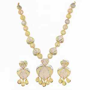 Ensemble de colliers en laiton plaqué or à trois tons en gros, collier court multi-tones tricolores pour femmes et ensembles de boucles d'oreilles - Product Image 2